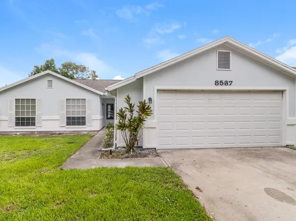 8537 Berkley Dr, Hudson, FL 34667