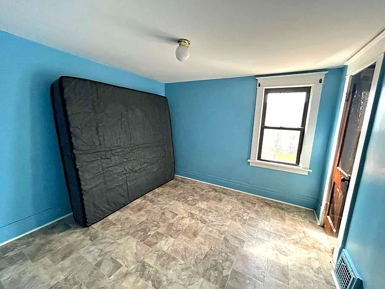 56 Hagen St #2 — Photo 9