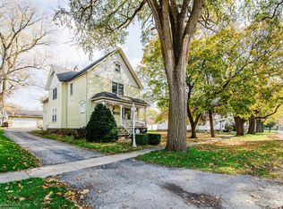 535 Catalpa St, Beecher, IL 60401