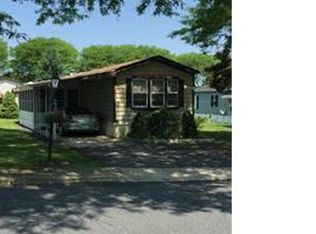 7 Flintlock Rd, Mount Bethel, PA 18343