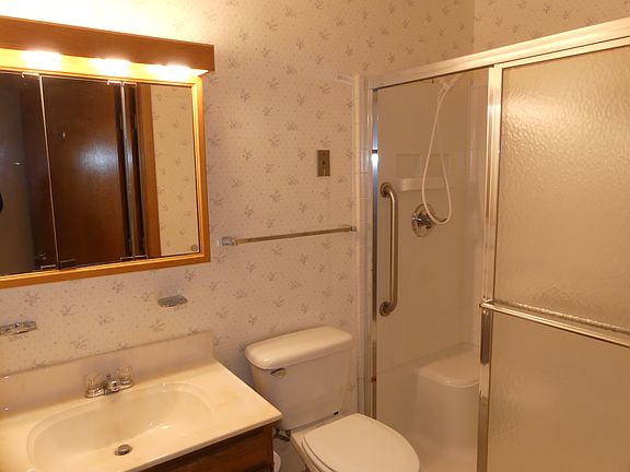5th image of 2350 1st Street A Dr APT 4