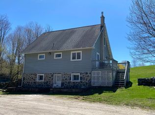 230 Creamton Dr, Waymart, PA 18472