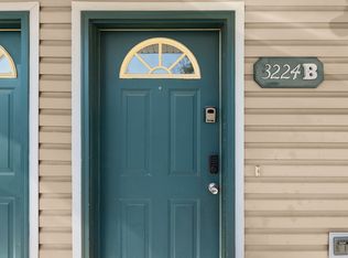 3224 21st Ave W APT B, Seattle, WA 98199