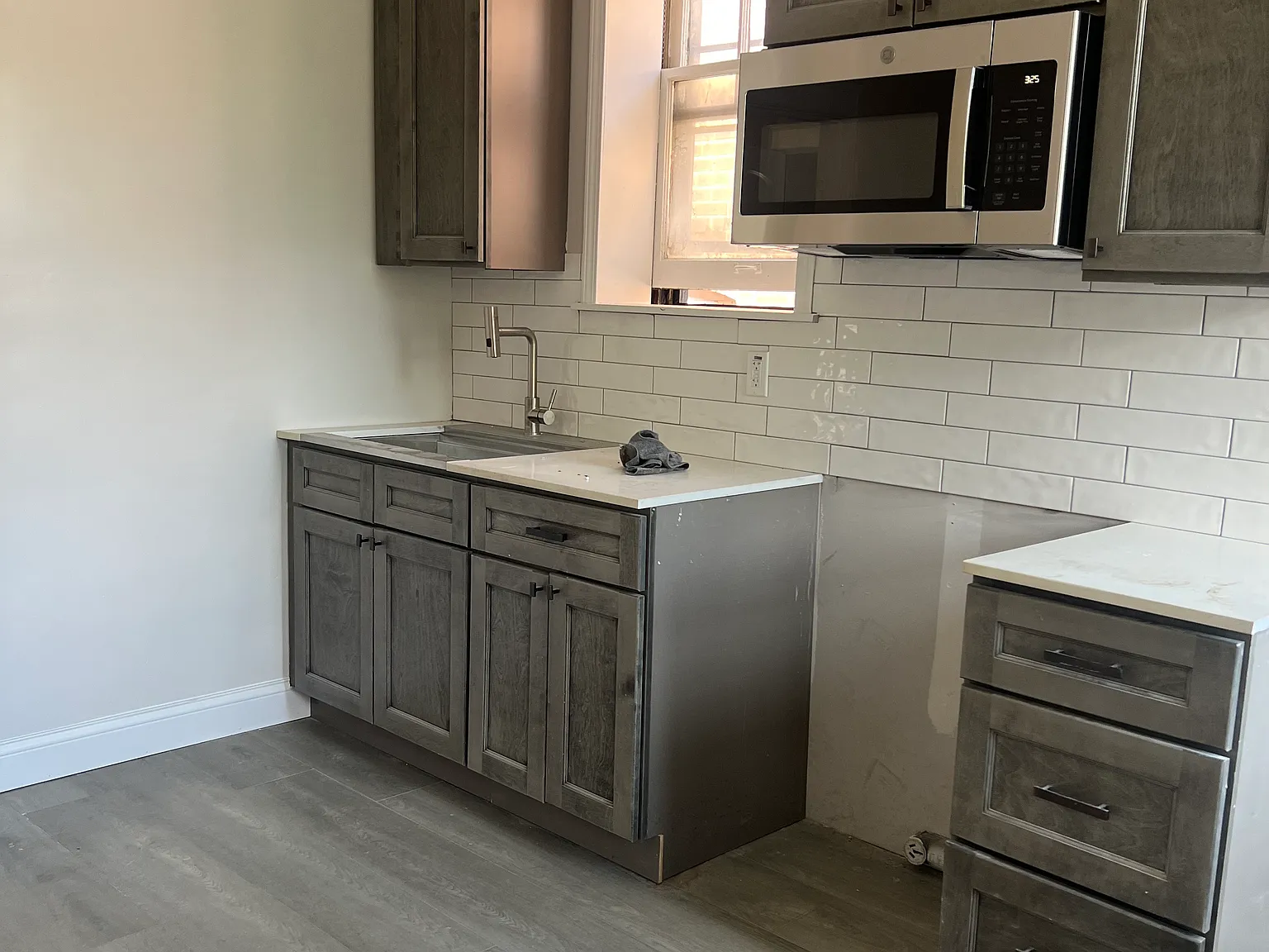 2 bed, 1100 sqft, $1,148 — Photo 2