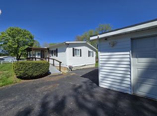 69617 Eisenhower Rd, Sturgis, MI 49091