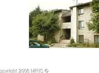 2236 Castle Rock Sq APT 1B, Reston, VA 20191