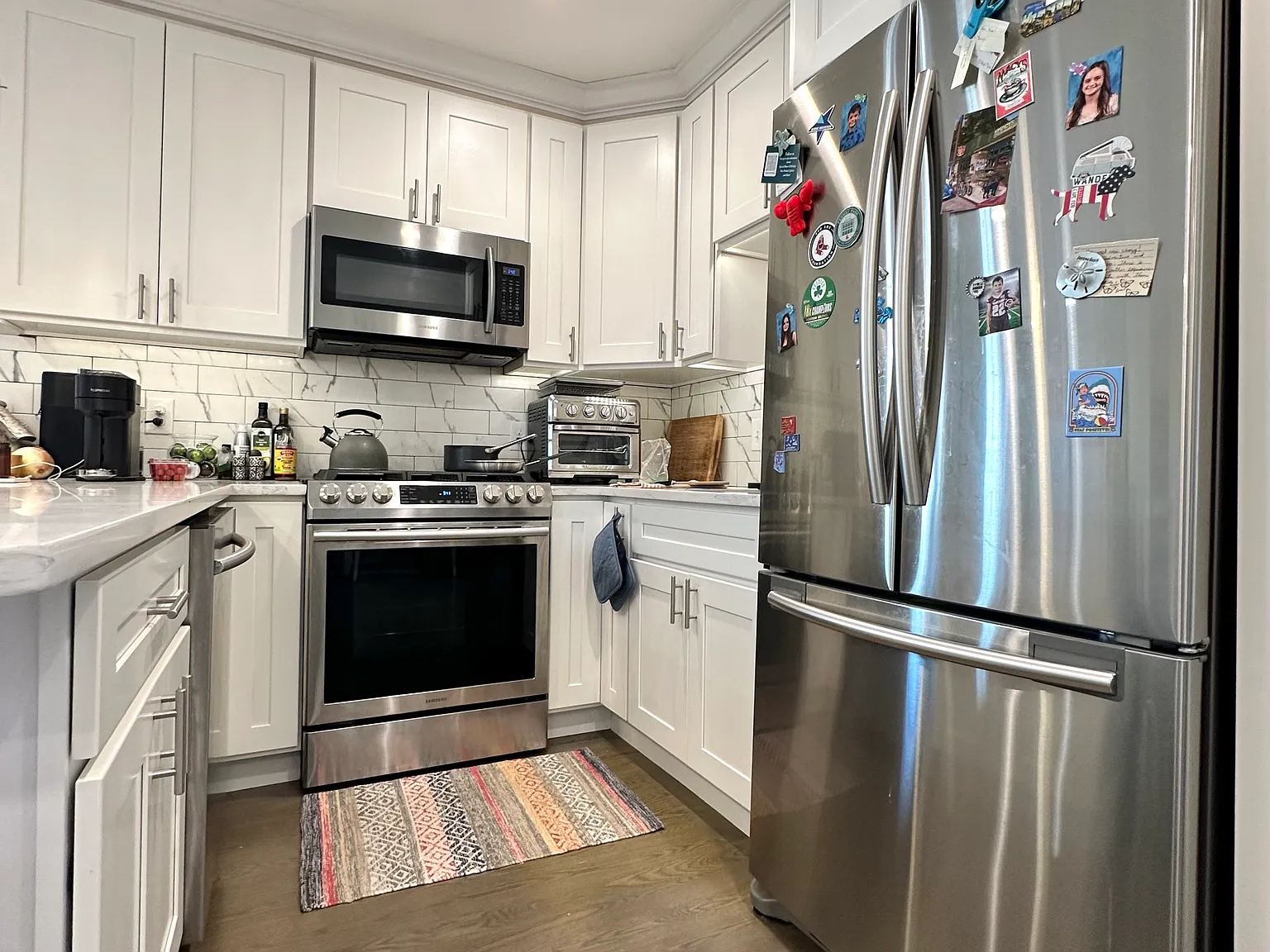 2 bed, 860 sqft, $3,700 — Photo 4