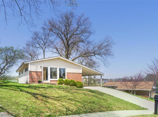 527 Joshua Dr, Saint Louis, MO