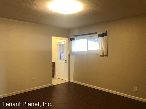 5th image of 511 Otis St