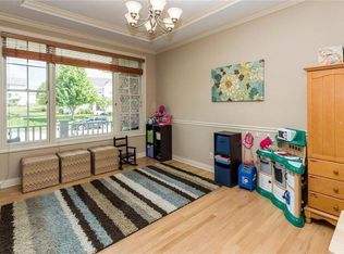 15420 Ridgemont Dr, Urbandale, IA 50323