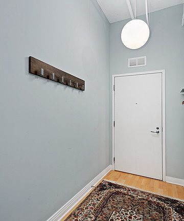 2nd image of 565 W Quincy St Unit 607