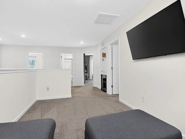 7132 Wheyfield Dr — Photo 19
