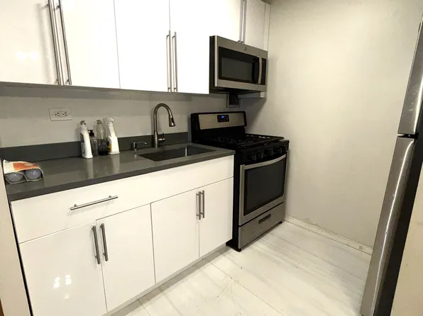 45 Saint John's Place image 1 of 8