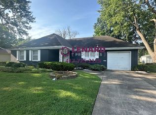 1246 E Broadmoor St, Springfield, MO 65804