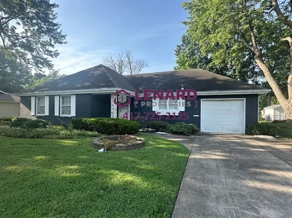 1246 E Broadmoor St, Springfield, MO 65804