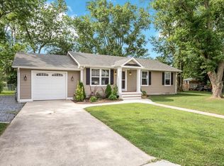 4 W 2nd St, Selbyville, DE 19975