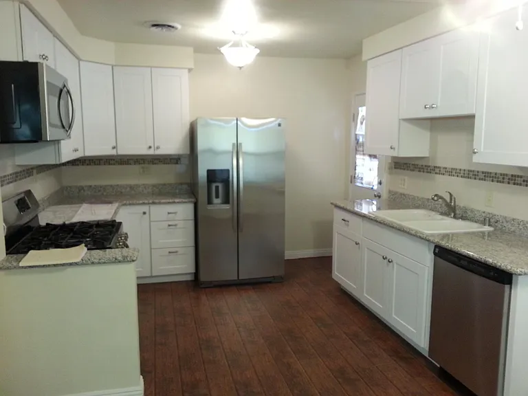 6305 Almond Dr — Photo 8