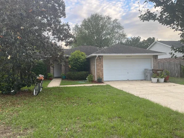 8545 Vehlin Ct, Navarre, FL 32566