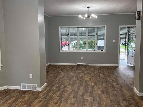 319 Horton St, Wilkes Barre, PA 18702