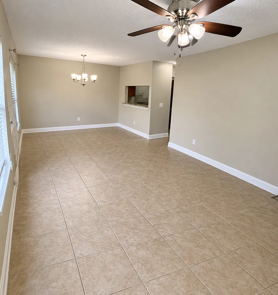 2 bed, 912 sqft, $1,650 — Photo 3