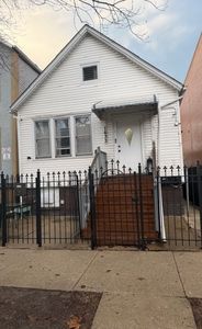 1633 N Artesian Ave, Chicago, IL, 60647