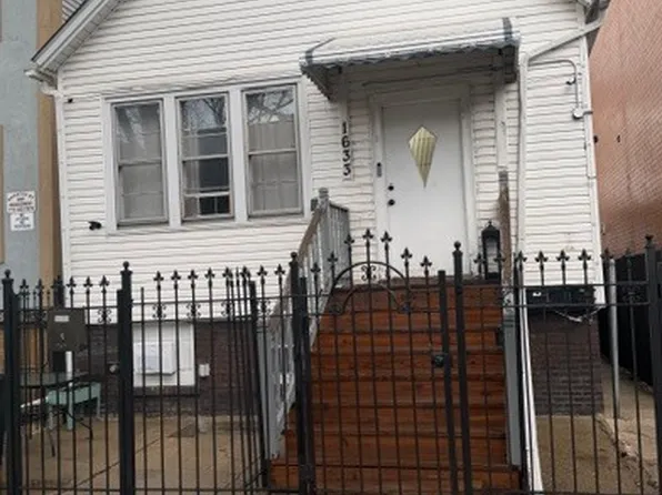 1633 N Artesian Ave, Chicago, IL 60647