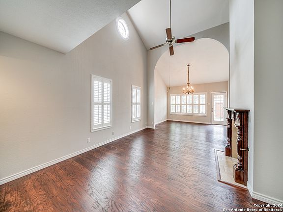 5th image of 16317 BUENA TIERRA ST