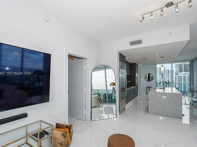 900 Biscayne Blvd #4412 — Photo 5