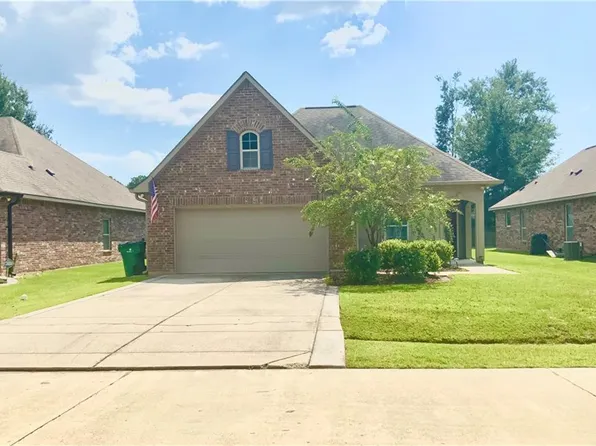 284 Knoll Pine Cir, Covington, LA 70435
