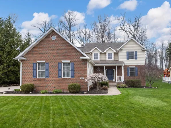 6034 Fossilwood Ct, Erie, PA 16506