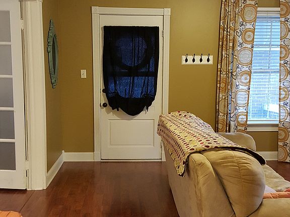 Entrance from the front door