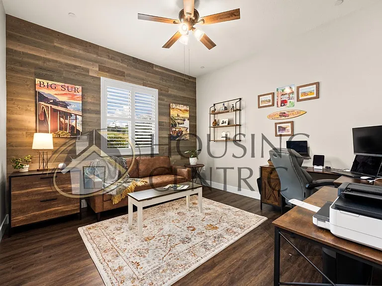 3061 Calypso Cir — Photo 39
