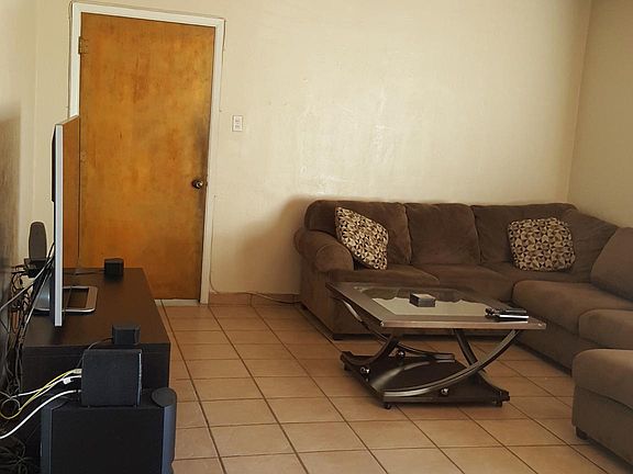 3rd image of 8363 Lynn Haven Ave