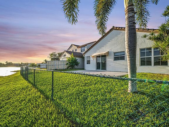 2nd image of 18510 NW 22nd Street