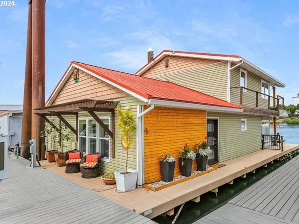 531 N Bridgeton Rd Slip 4A, Portland, OR 97217
