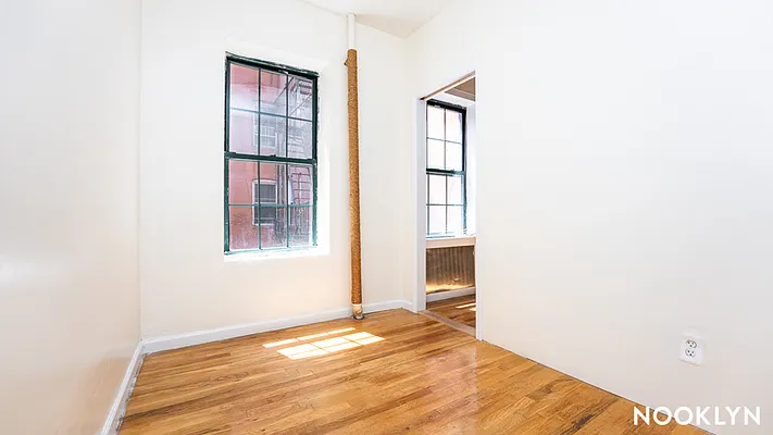 Rented by Nooklyn NYC LLC | media 31