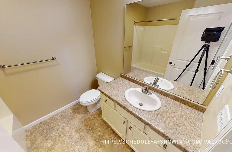 1806 N Creek Cir — Photo 10