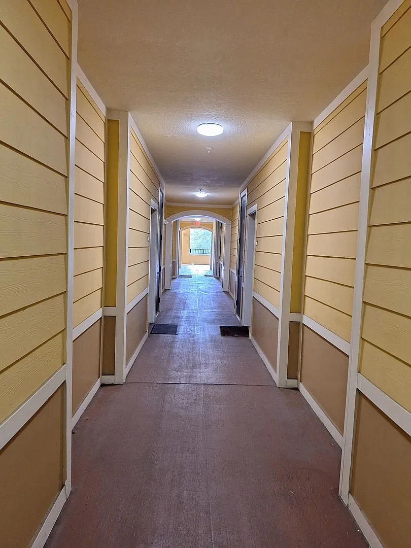 8539 GATE Parkway W 9315 — Photo 4