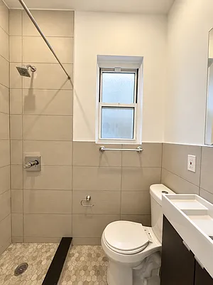 Bathroom, photo 3