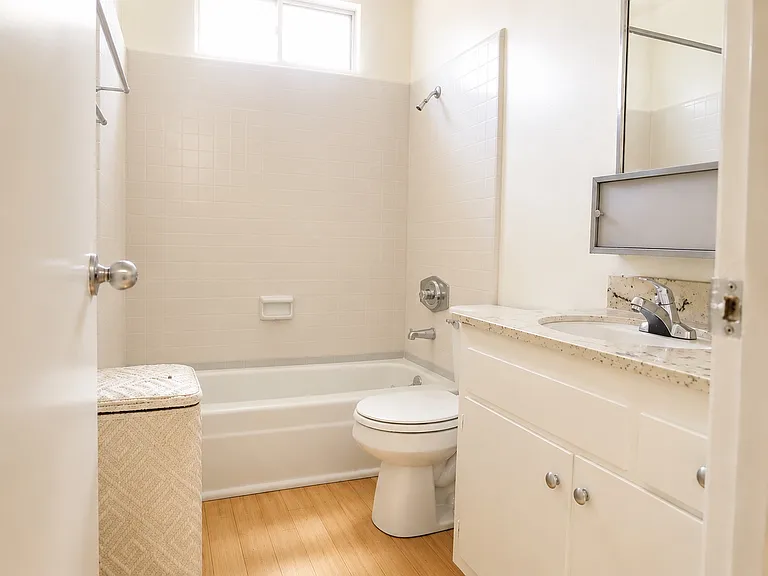 806 Coronado Ter #6 — Photo 6