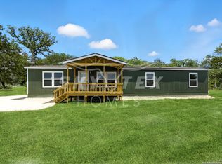 132 Syrah St, La Vernia, TX 78121