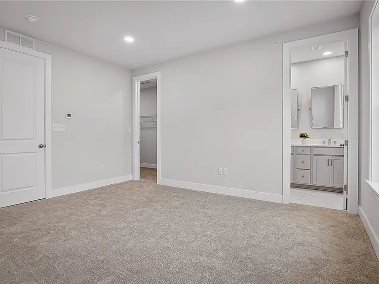 4022 Cottage Way — Photo 29