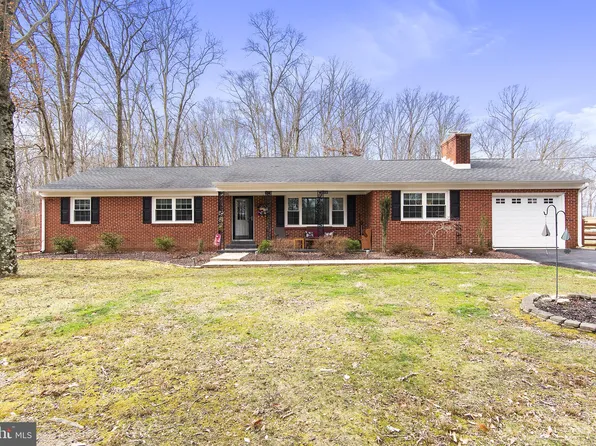 13 Holly Oak Dr, Elkton, MD 21921