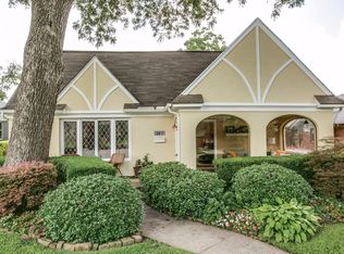 5722 Mercedes Ave, Dallas, TX 75206