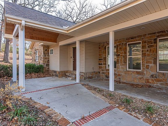 4th image of 2802 Dallas St