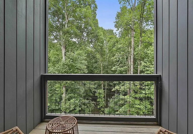 130 Arcadia Ave — Photo 28