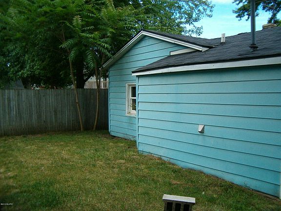 3rd image of 356 Walter St SE