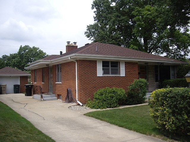 1st image of 3321 Whitcomb Ave
