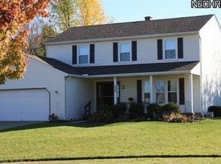 3061 Bear Oval, North Royalton, OH 44133