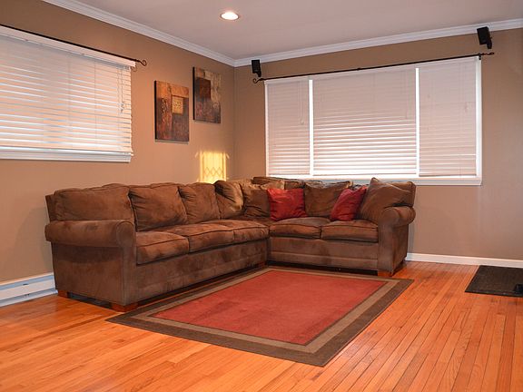 5th image of 21 Fernwood Rd